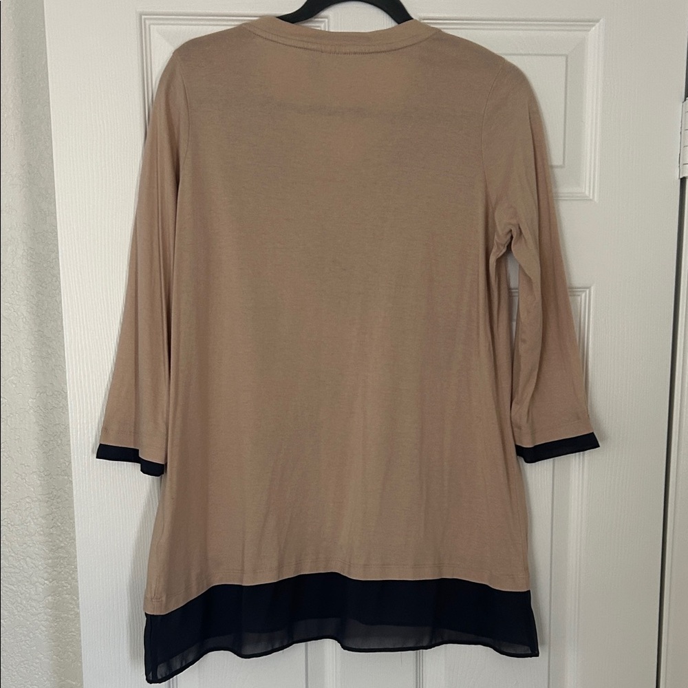 LOGO by Lori Goldstein Beige Tunic with Navy Accents - Picture 6 of 6